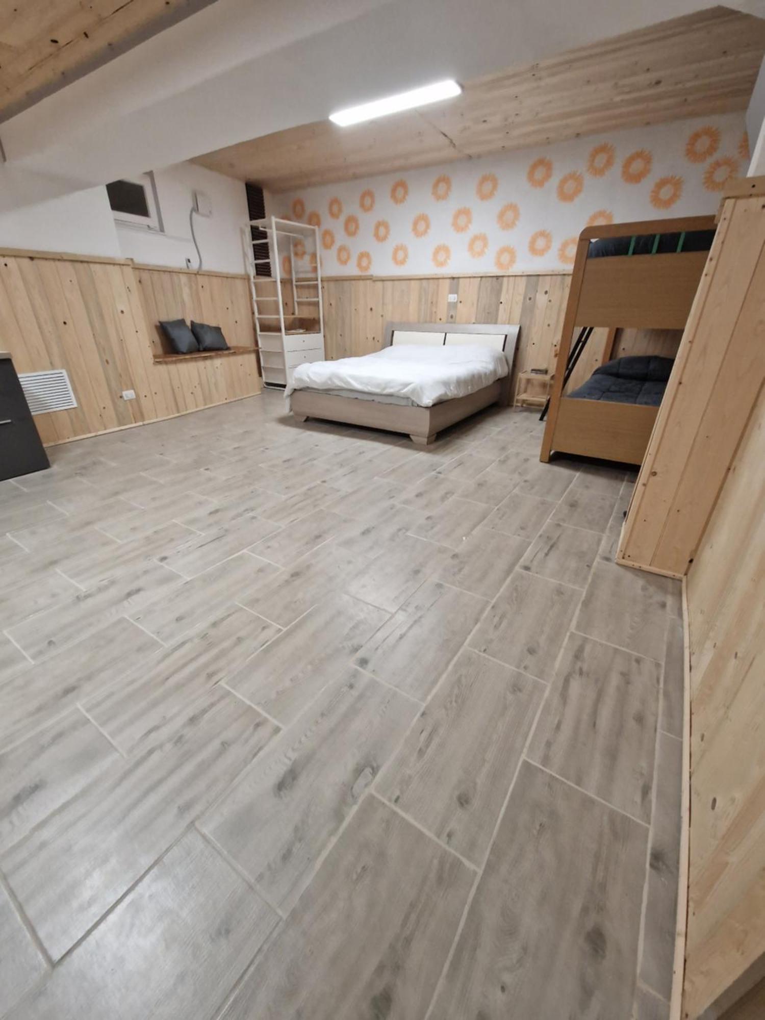 Underground Home Vicino Metropolitana Comasina Cormano Dış mekan fotoğraf